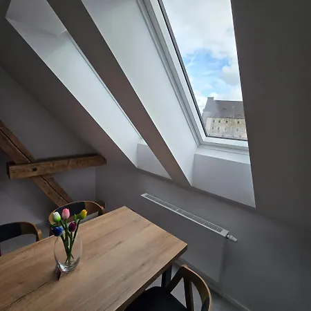 Ela Farni Lägenhetshotell 3*